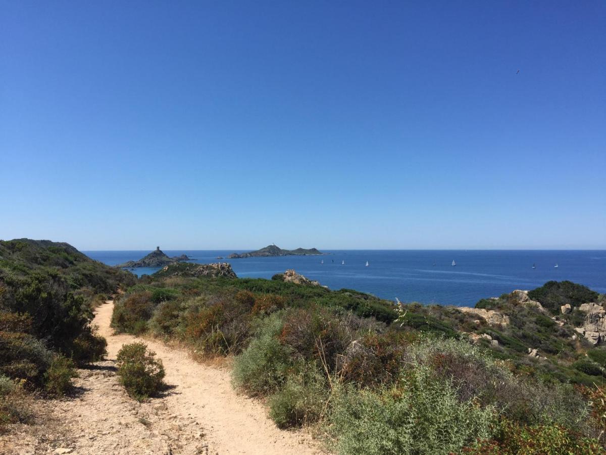 Ajaccio Magnifique T2 45M2 Neuf 5 Personnes Clim Wifi Stationnement Gratuit Centre Ville Plage A 300M Экстерьер фото